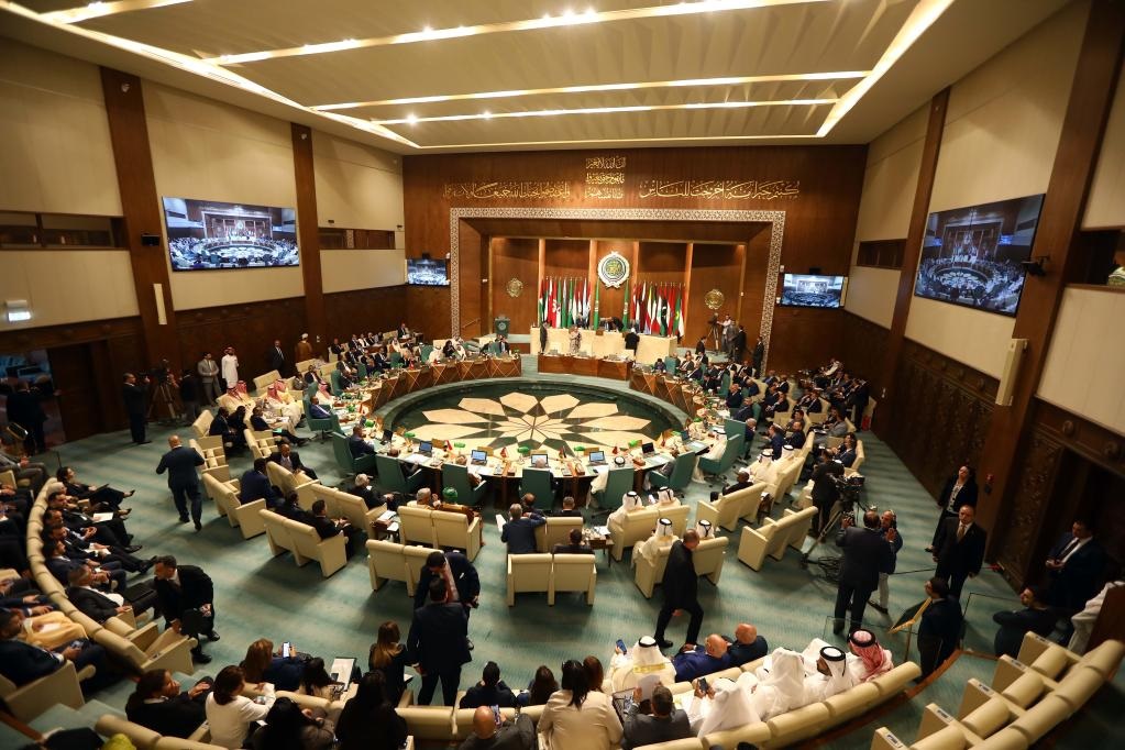 تقرير إخباري: الجامعة العربية تقرر استعادة سوريا لمقعدها وتشكيل لجنة لتسوية النزاع السوداني ودعم القضية الفلسطينية