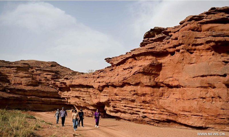 وادي الحلم يستقطب السياح في شمالي الصين