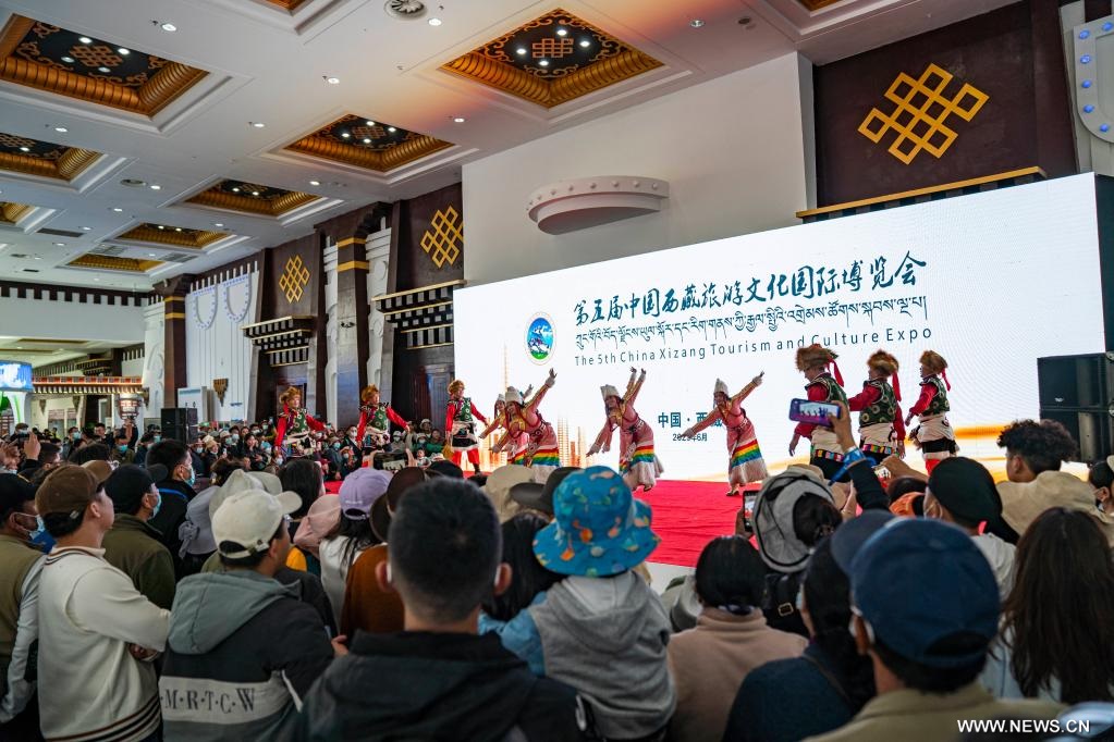 بأكثر من 7 مليارات دولار أمريكي ... توقيع صفقات خلال معرض للسياحة والثقافة في منطقة التبت