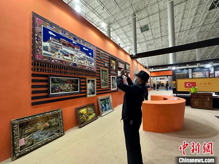 اختتام فعاليات الدورة الثالثة لمعرض تشينغهاي الصيني الدولي للإيكولوجيا في شينينغ