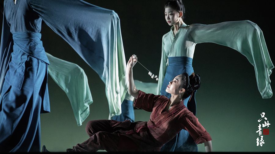 انطلاق الدورة السادسة لمهرجان شينجيانغ الدولي للرقص