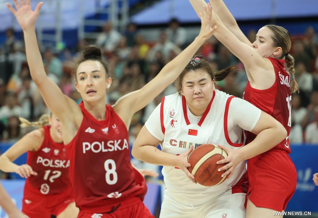 الصين تهزم بولندا في الدور التمهيدي لكرة السلة للسيدات