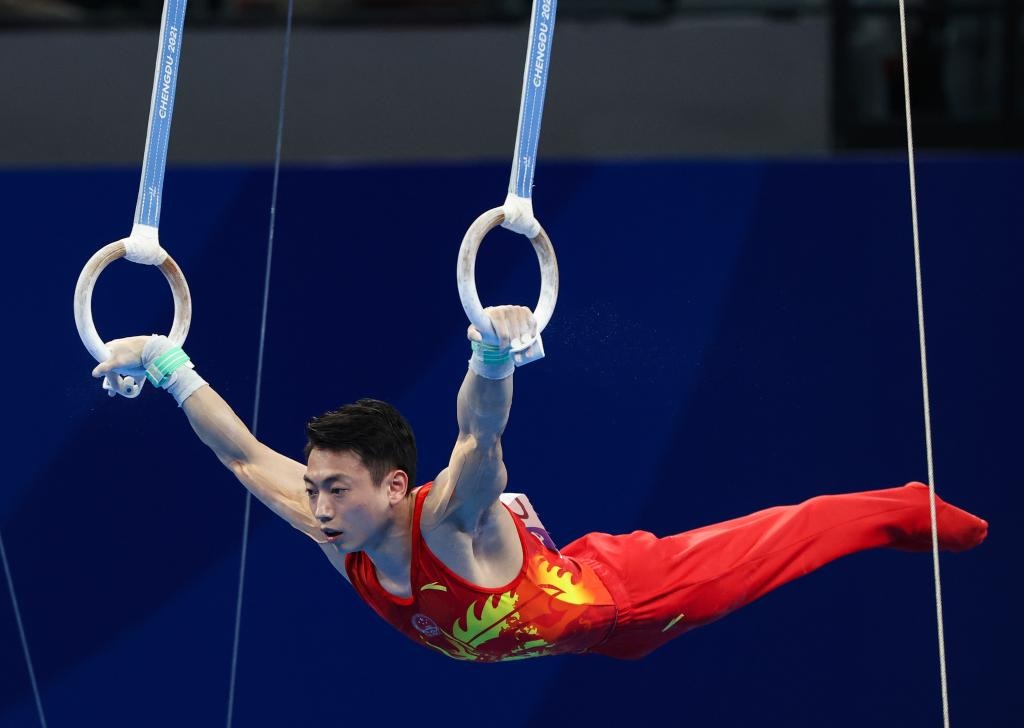 الصين تحصد الميدالية الذهبية في مسابقة الجمباز الفني لفرق الرجال