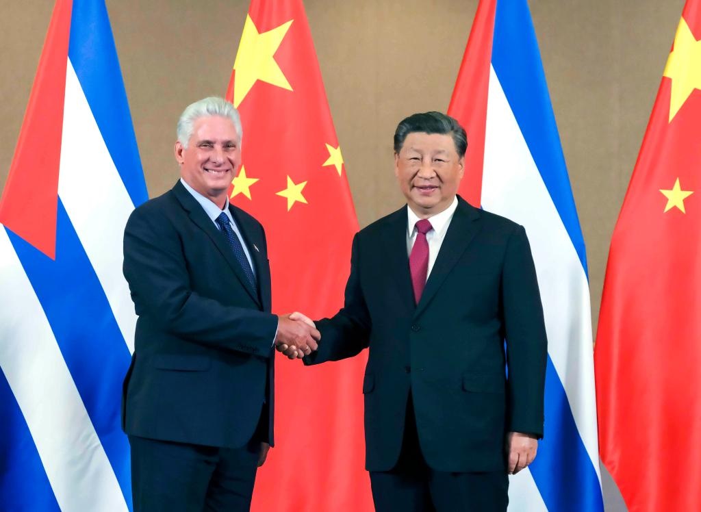 شي يتعهد بأن تواصل الصين دعم كوبا في مقاومة التدخل الخارجي