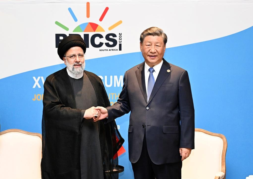 شي يقول إن الصين مستعدة لتعزيز التعاون مع إيران في إطار المنصات متعددة الأطراف