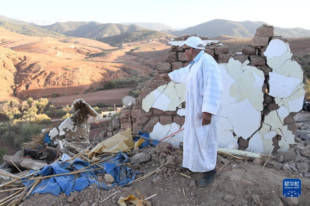 تقرير إخباري : زلزال المغرب يودي بحياة أكثر من ألفي شخص وسط تضامن إقليمي واسع