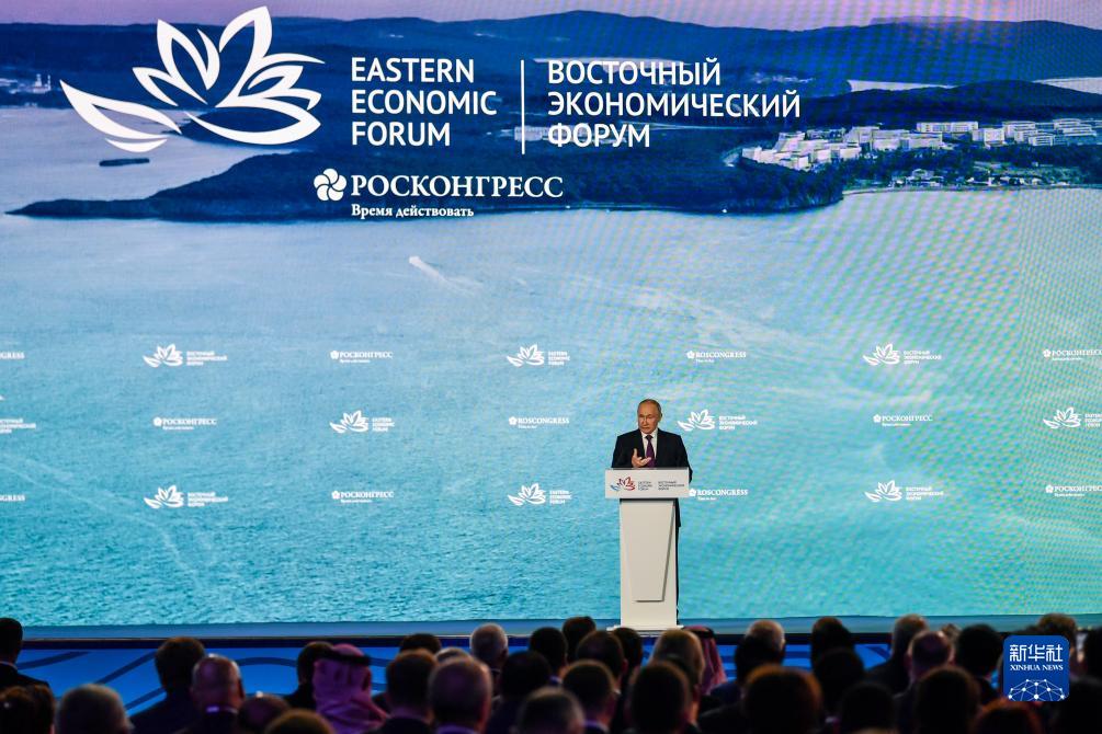 بوتين: الدول الغربية تسعى إلى تدمير النظام الدولي للعلاقات المالية