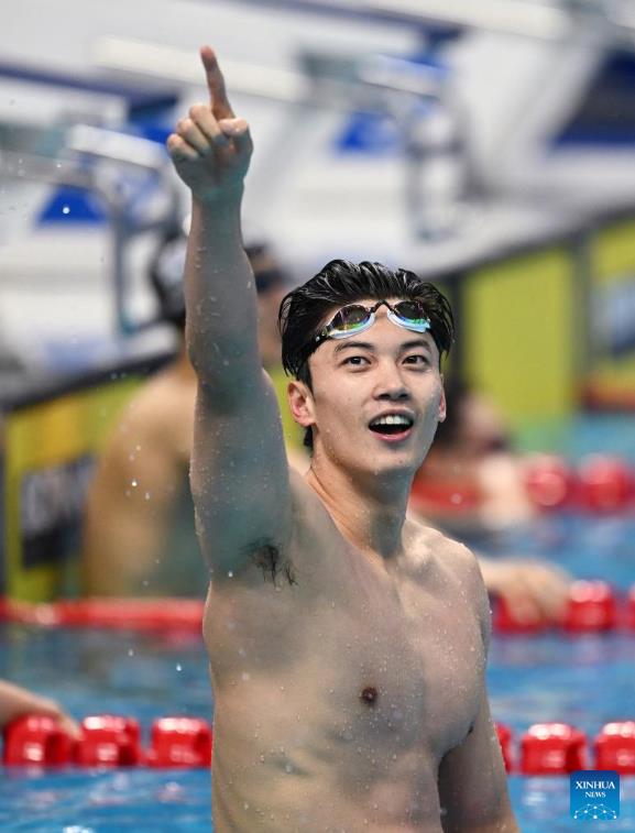 وانغ شون يحقق رقما قياسيا آسيويا جديدا في سباق 200 متر سباحة متنوعة لفردي الرجال في آسياد هانغتشو
