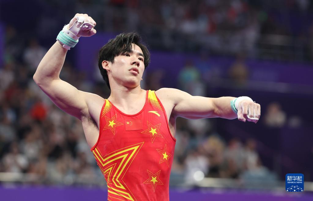 الصيني تشانغ بو هنغ يفوز بلقب الجمباز الشامل رجال في آسياد هانغتشو