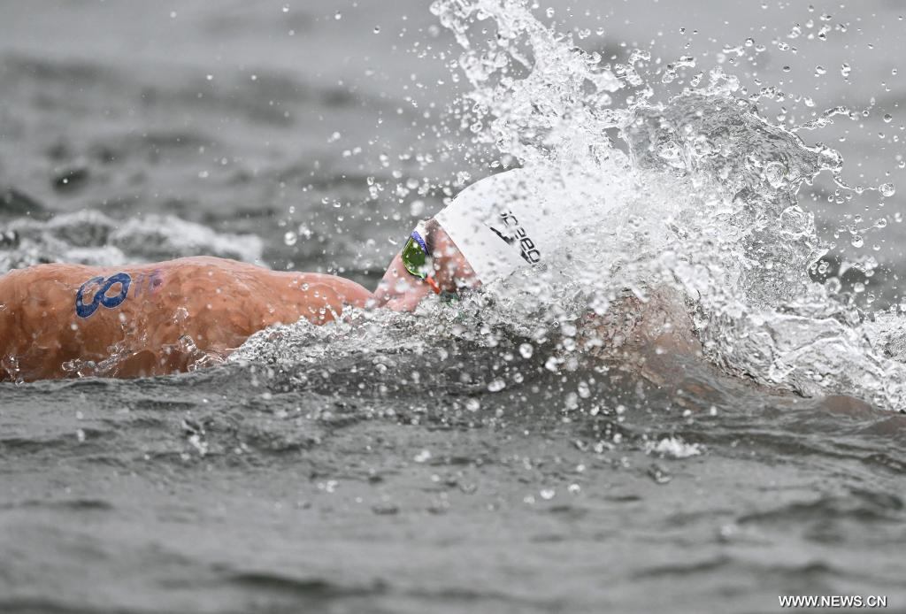 الصيني تشانغ تسي يانغ يفوز بذهبية ماراثون السباحة للرجال في آسياد هانغتشو