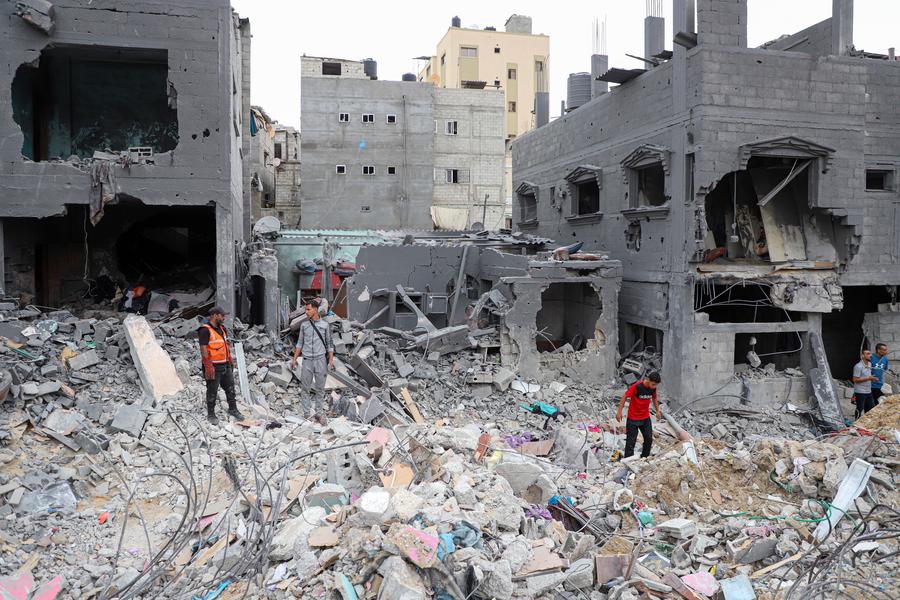 ارتفاع إجمالي عدد القتلى الفلسطينيين إلى 8306 أشخاص منذ بدء هجمات إسرائيل على قطاع غزة