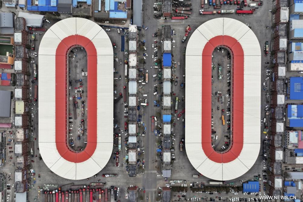 مجمعات تجارية بشمالي الصين تتعامل مع 220 مليون طرد خلال الأشهر الـ10 الأولى