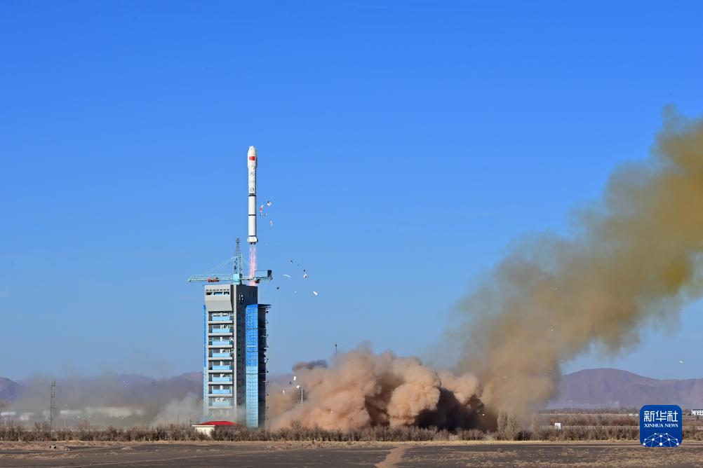 الصين تساعد مصر في إرسال قمر صناعي جديد إلى المدار