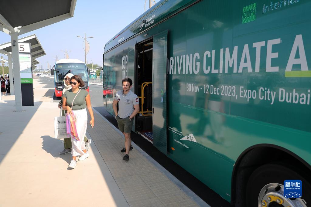السيارات الكهربائية الصينية تساهم في مؤتمر تغير المناخ بدبي