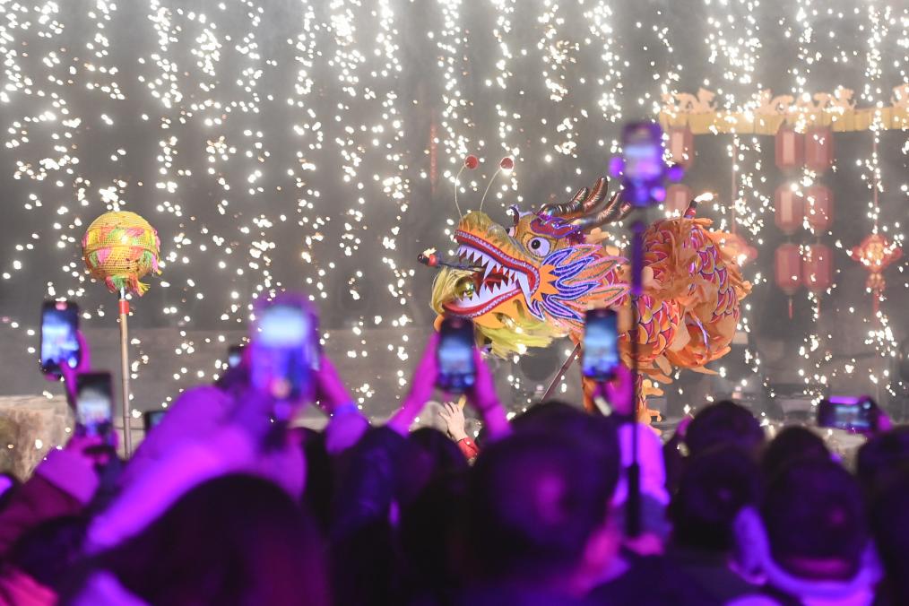 الصورة: فعالية احتفالية مع اقتراب السنة الجديدة الصينية