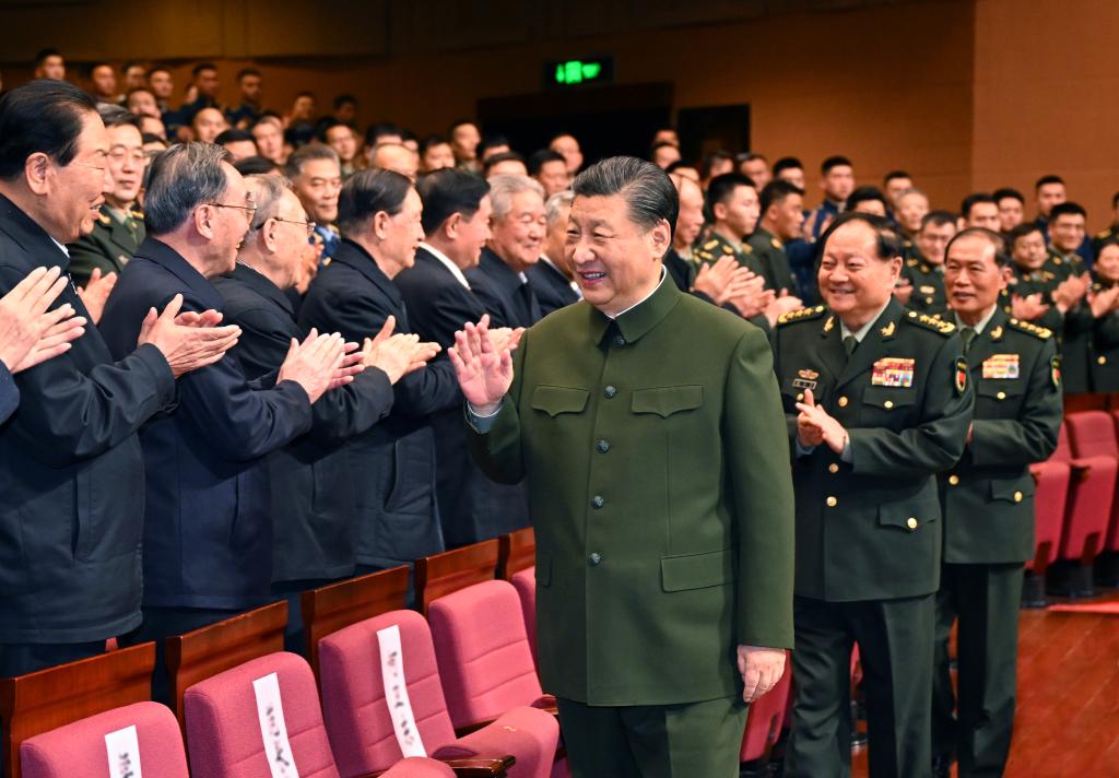 شي يهنئ قدامى المحاربين العسكريين في الصين بمناسبة عيد الربيع