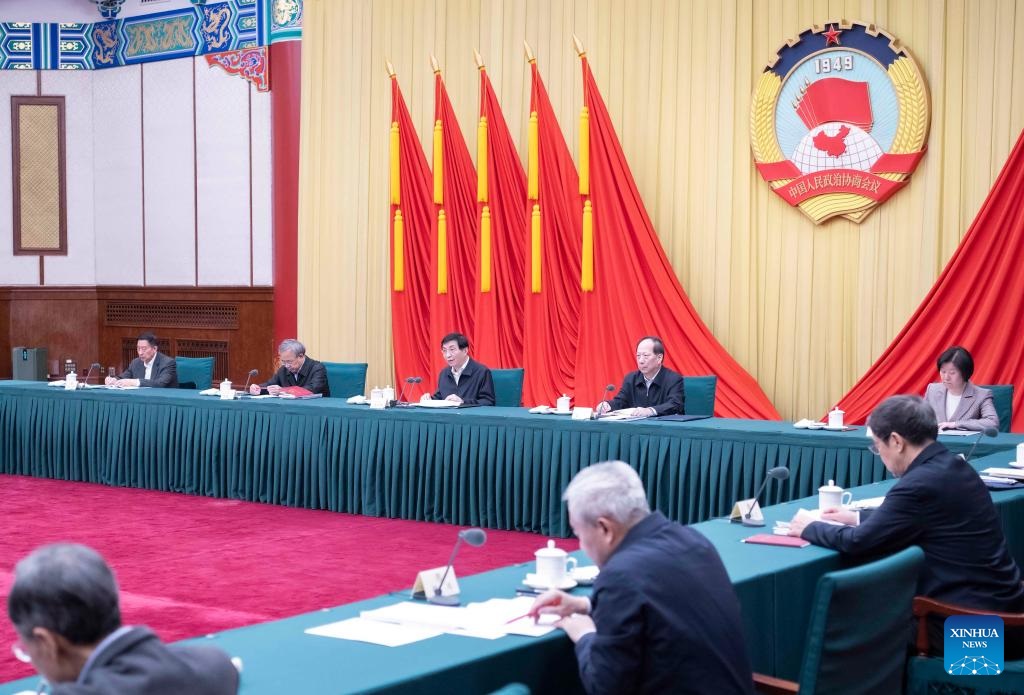 أعلى هيئة استشارية سياسية في الصين تعقد اجتماعا لقيادتها
