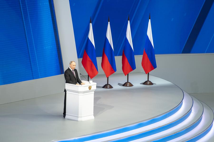بوتين: روسيا ليس لديها خطة لنشر أسلحة نووية في الفضاء