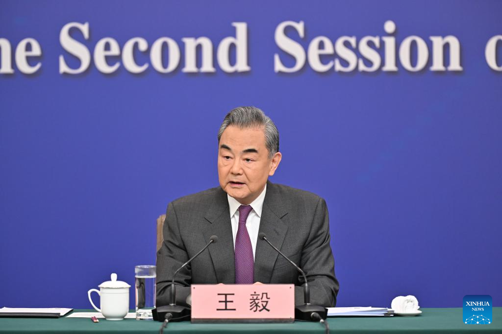 وزير الخارجية الصيني: الصين ستظل بحزم قوة للسلام والاستقرار والتقدم