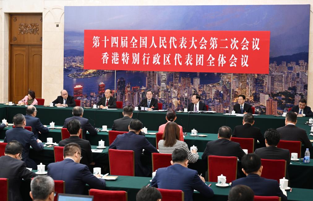 قائدان صينيان بارزان يحضران مشاورات في الدورة التشريعية السنوية