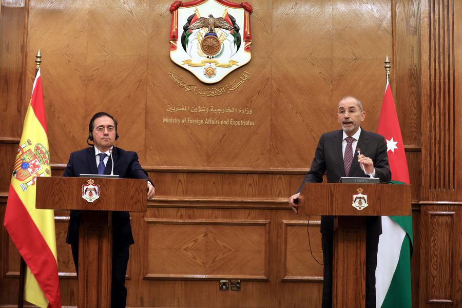 وزير خارجية الأردن: اتفقنا مع إسبانيا على أنه لا بديل عن الأونروا