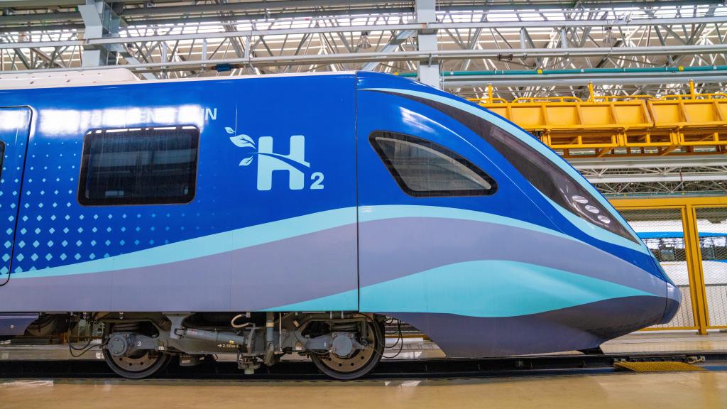 تشانغتشونغ: تجريب أول قطار حضري يعمل بالهيدروجين في الصين