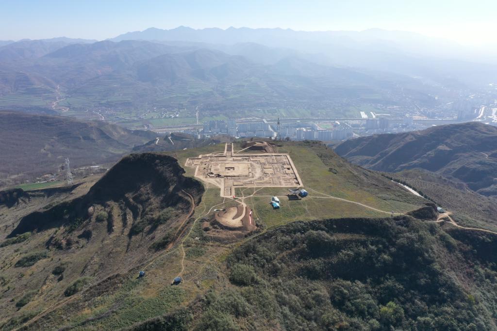 يعود لأكثر من 2200 عام ... اكتشاف مجمع معبد للأجداد في شمالي الصين