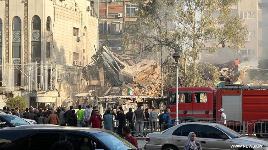 السفير الإيراني يعلن سقوط 5 قتلى في الهجوم الإسرائيلي على مبنى قنصلية بلاده في دمشق