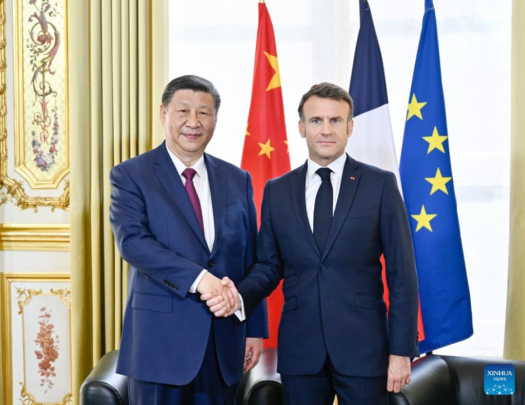 شي جين بينغ: على الصين وفرنسا التمسك بالاستقلال والعمل معا على درء "حرب باردة جديدة" أو المواجهة بين التكتلات
