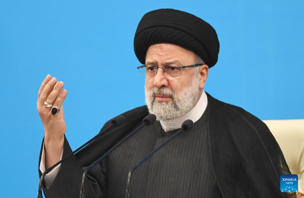 وسائل إعلام رسمية: وفاة الرئيس الإيراني رئيسي ووزير الخارجية في حادث تحطم مروحية
