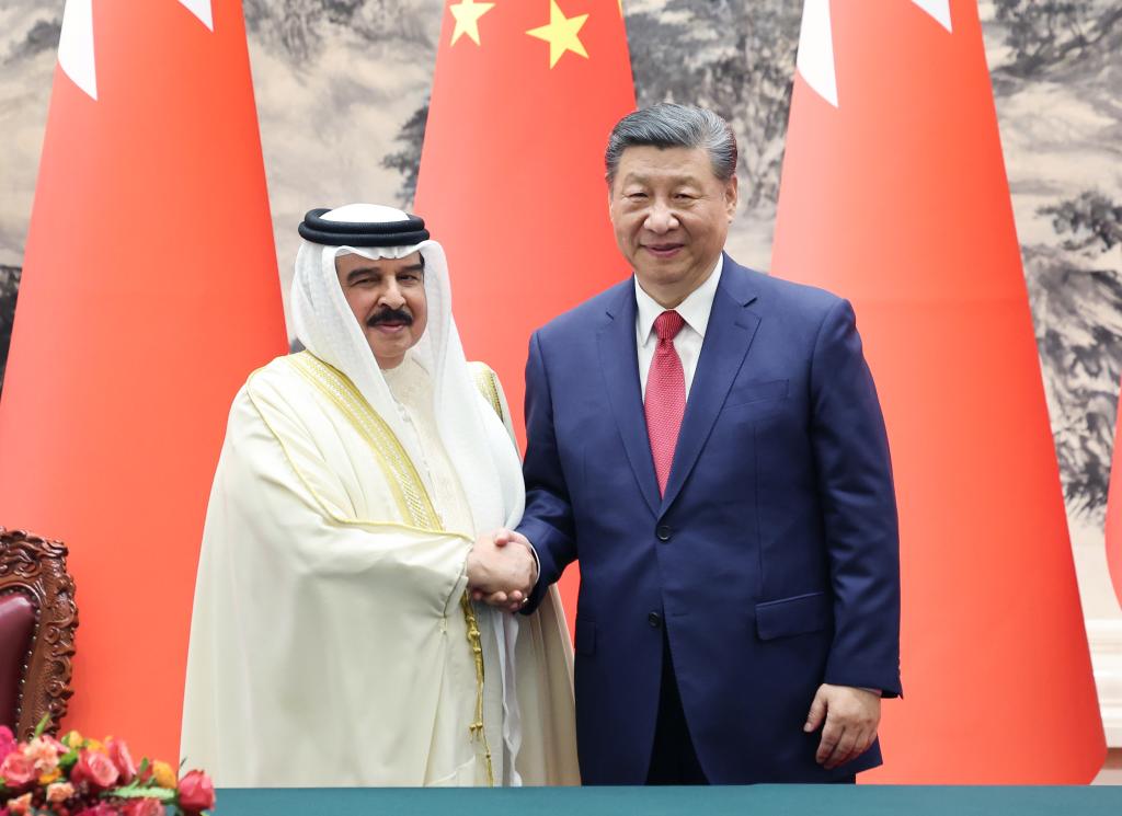 الصين والبحرين تعلنان تأسيس شراكة استراتيجية شاملة