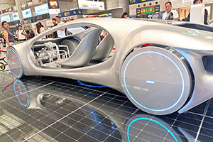 شانغهاي تعرض سيّارة نموذجية لتخزين الطاقة وتزويد المركبات