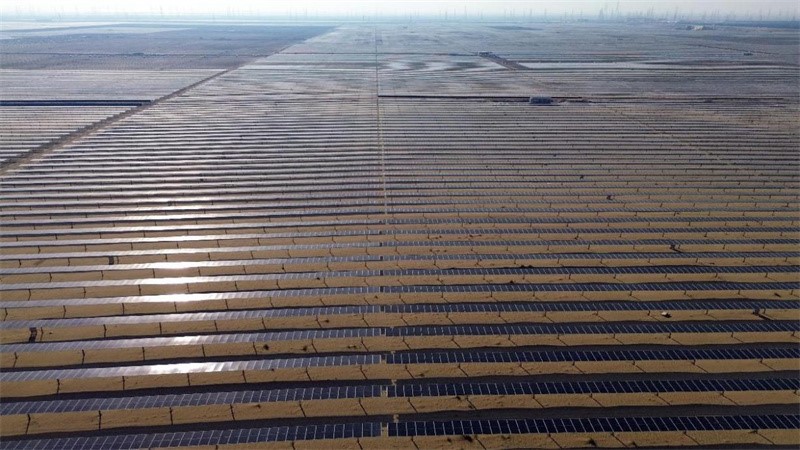 محطة الشعيبة تضع أساس التعاون الصيني السعودي في الطاقة الجديدة