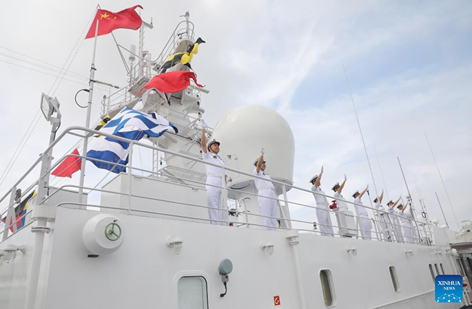 سفينة مستشفى تابعة لبحرية جيش التحرير الشعبي الصيني تبحر في مهمة الوئام-2024
