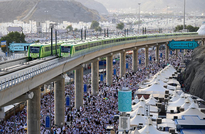 الصورة: الصين تعلن إكمال تشغيل خط قطار المشاعر المقدسة في مكة