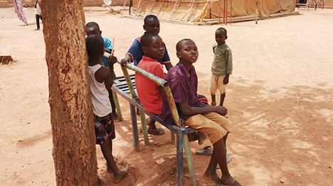 تقرير إخباري: تحذيرات من مخاطر تصاعد العنف ضد الكوادر والمرافق الصحية بالفاشر غربي السودان