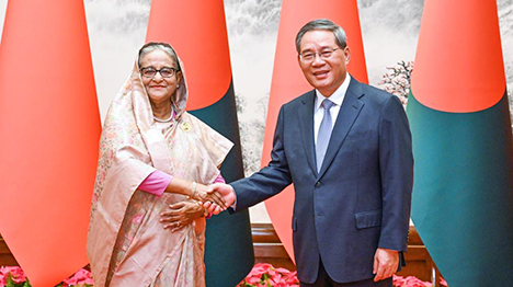 رئيس مجلس الدولة الصيني يعقد محادثات مع رئيسة وزراء بنجلاديش في بكين
