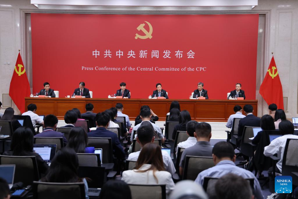 مسؤول: القرار بشأن الإصلاح أهم نتائج الجلسة الكاملة الأخيرة للحزب الشيوعي الصيني
