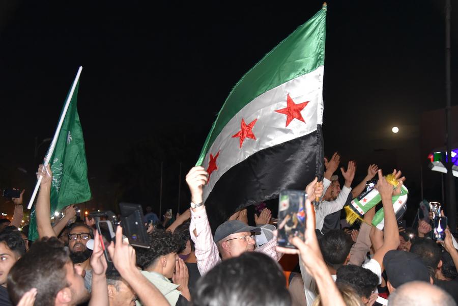 ترامب يعلن من الرياض رفع العقوبات على سوريا