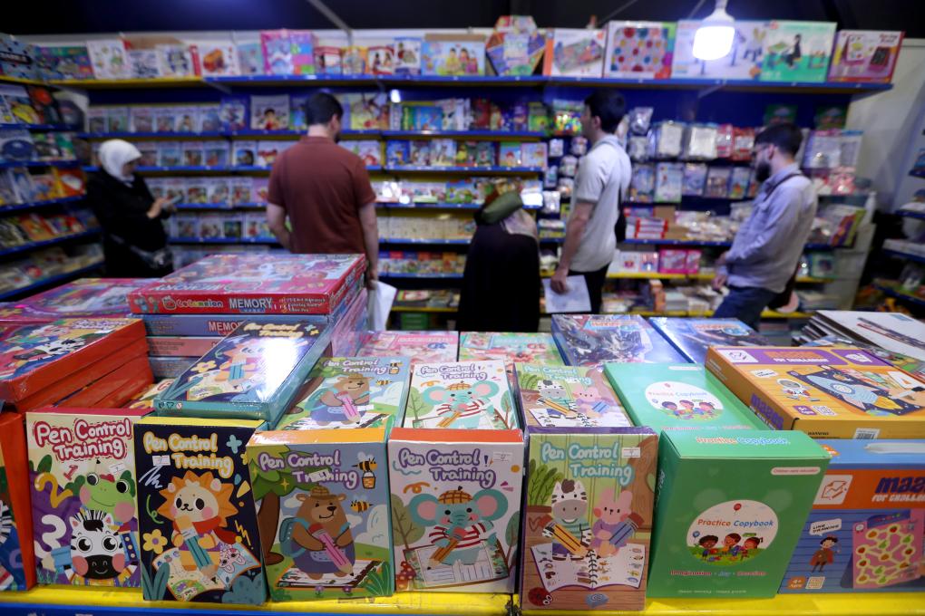 استمرار فعاليات معرض بيروت العربي الدولي للكتاب