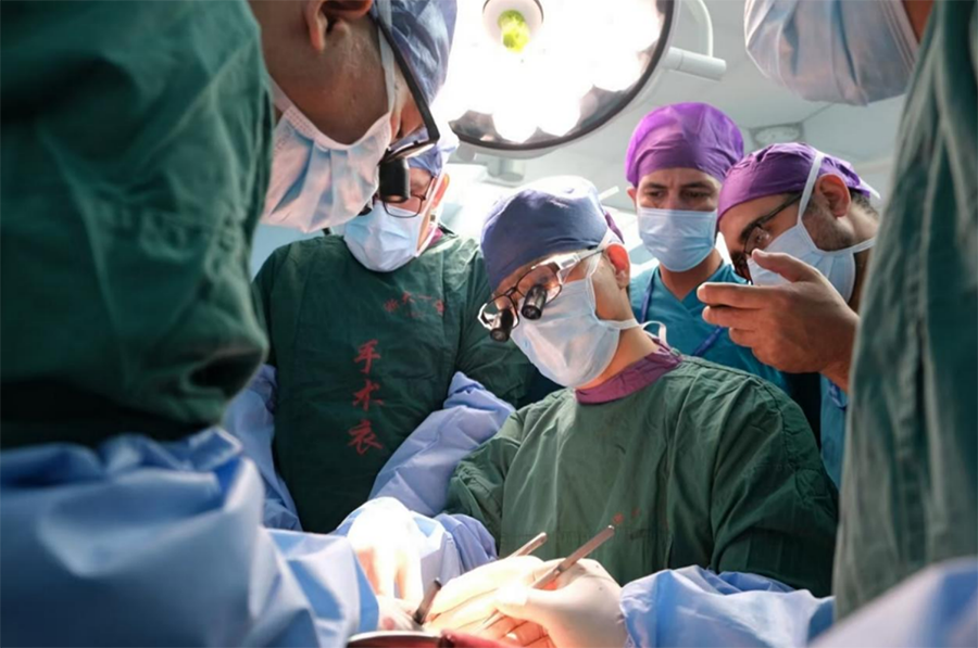 الصين والدول العربية تطلق مركزا للتعاون العلمي والتكنولوجي في مجال الصحة العامة