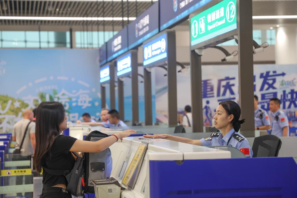 الصين تتوقع مليوني عملية عبور للحدود يوميا خلال العطلة القادمة