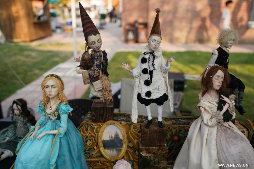 افتتاح معرض دولي للسيراميك في مركز الصين التاريخي للبورسلين