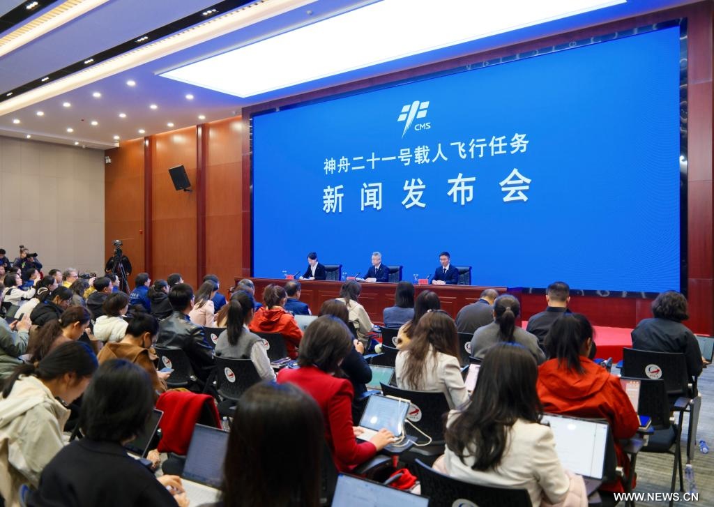 الصين تعتزم إطلاق سفينة الفضاء المأهولة "شنتشو-21" يوم 31 أكتوبر