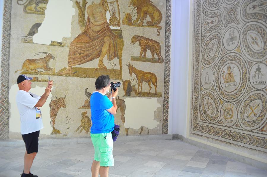 عائدات القطاع السياحي التونسي تتجاوز ملياري دولار في العام 2025