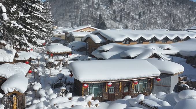 30 ثانية من المشاهد الجوية لبلدة الثلج الشهيرة في الصين