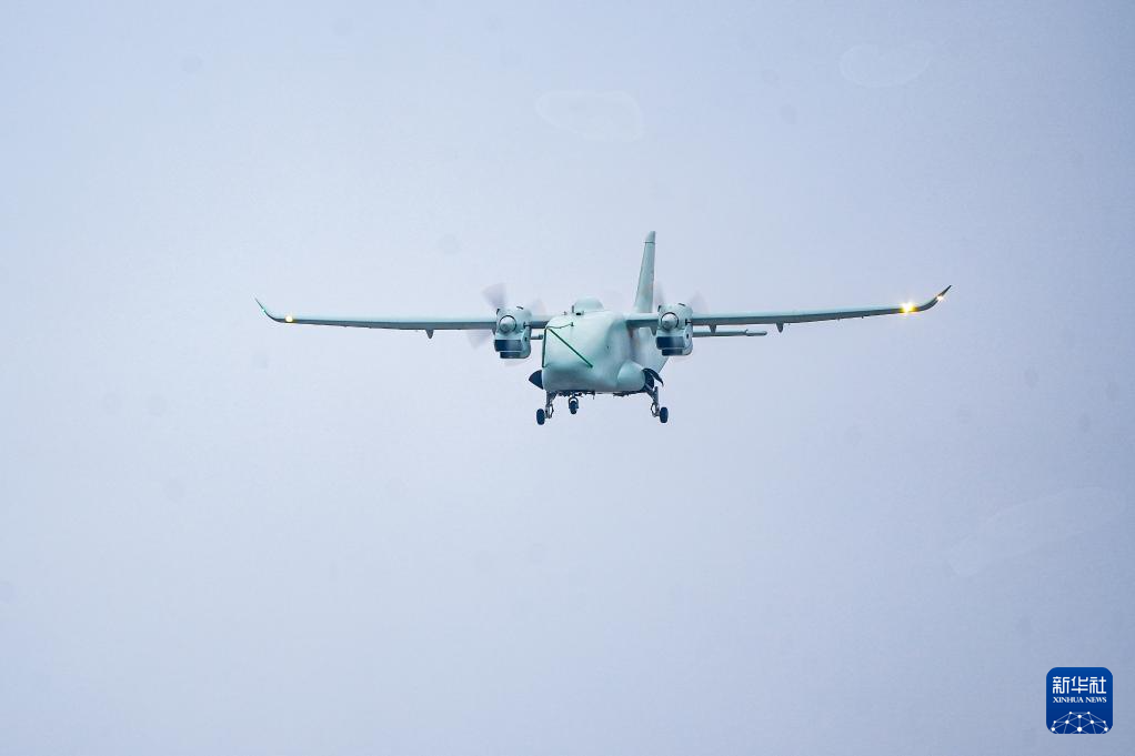 طائرة شحن هجينة صينية دون طيار تنجز رحلتها الأولى