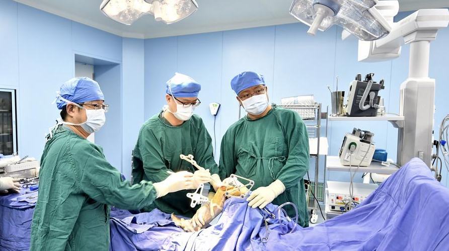 مقالة : التعاون الصيني-العربي في قطاع الرعاية الصحية يحتضن فرصا جديدة بفضل الذكاء الاصطناعي