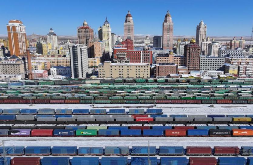 الشركات الأجنبية تعزز حضورها في الصين مع بدء "الخطة الخمسية الخامسة عشرة"