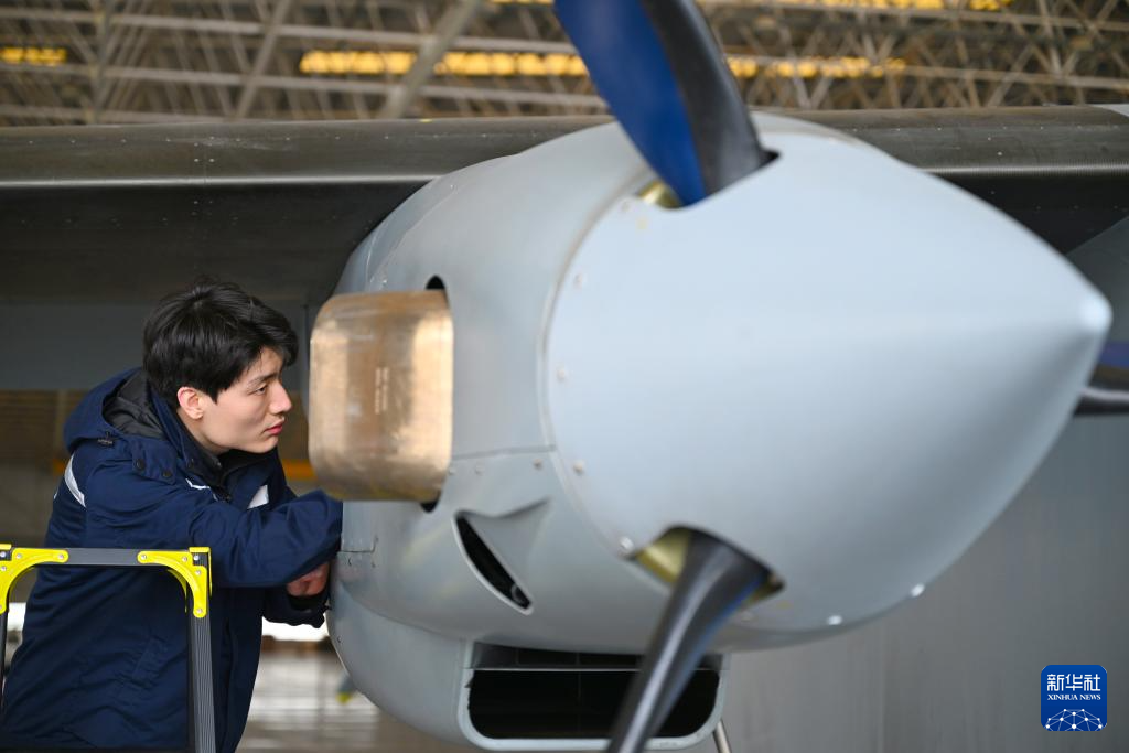 طائرة الشحن الصينية دون طيار